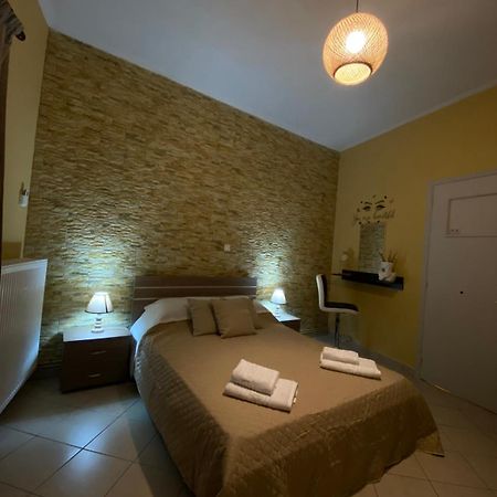 Villa Marina'S House Salamina Esterno foto