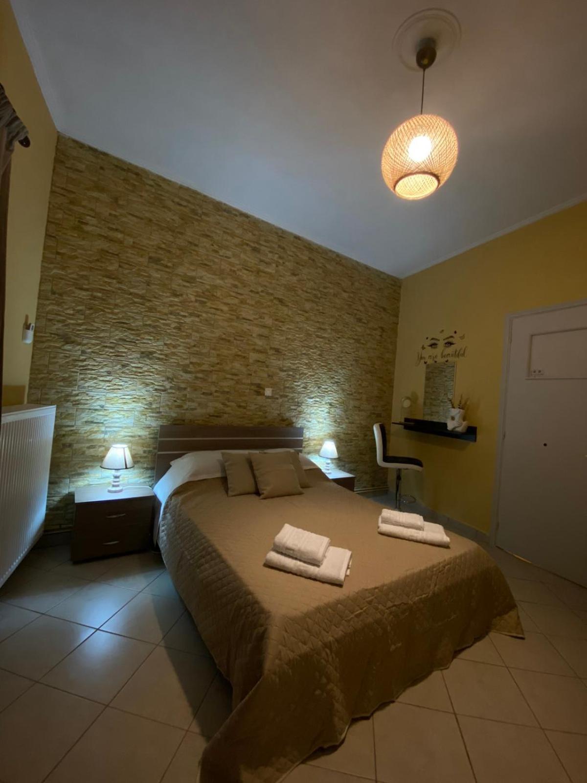 Villa Marina'S House Salamina Esterno foto